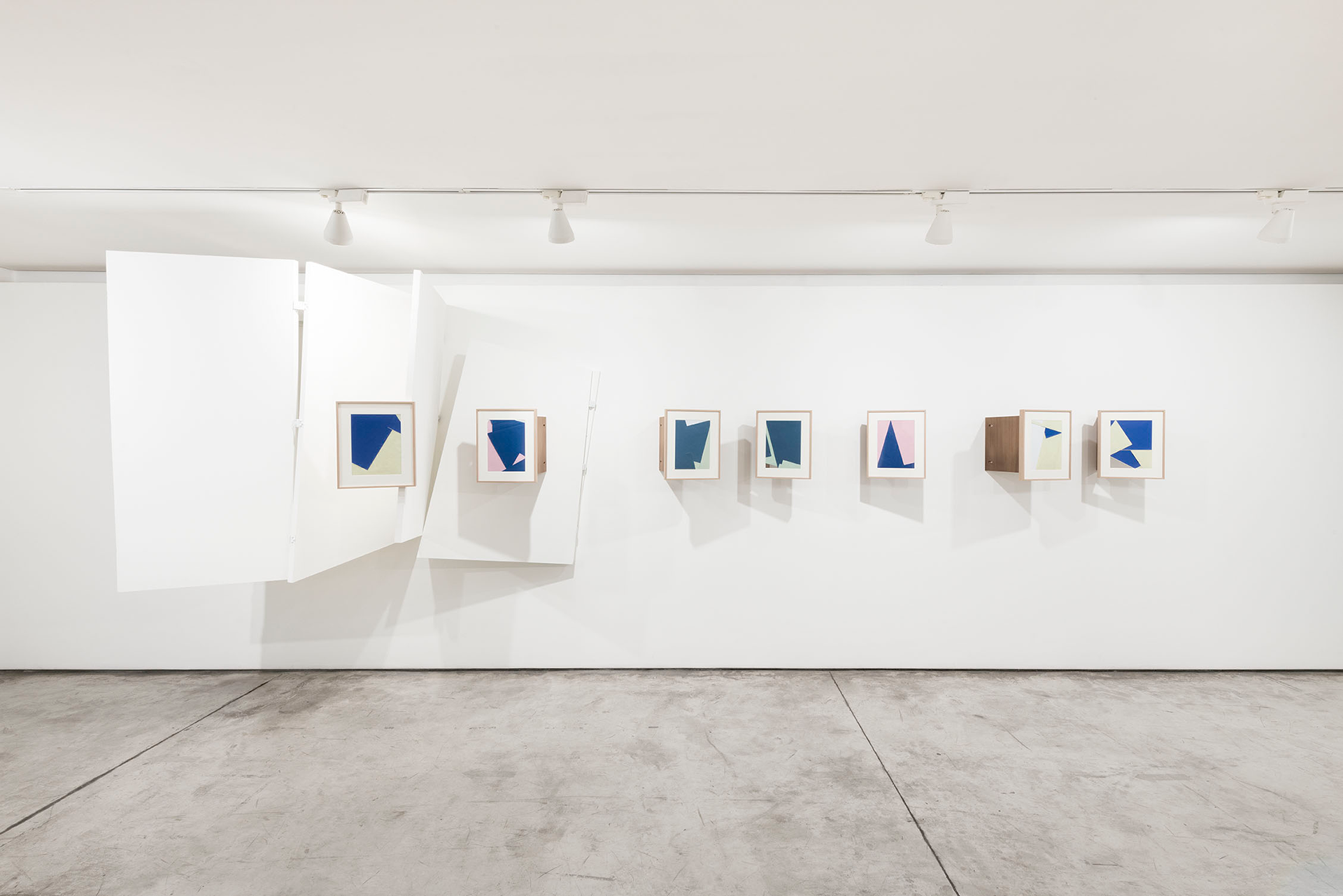Nuno Sousa Vieira solo exhibition | um entre nós @ Galeria Raquel Arnaud